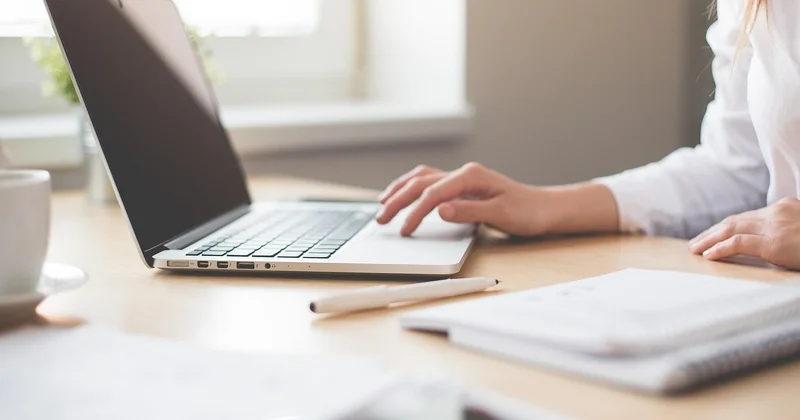 Ce que la sédentarité prolongée produit réellement sur l'organisme